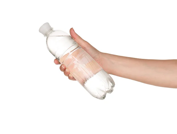 Hand med flaska vatten — Stockfoto