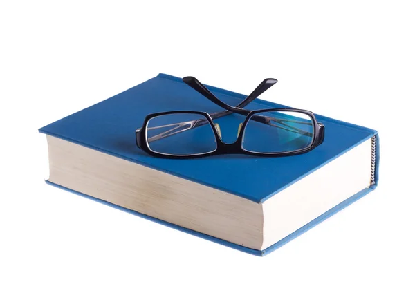 阅读与书眼镜 — 图库照片