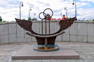 Bench of reconciliation in Luzhkov bridge, Moscow, Russia clipart