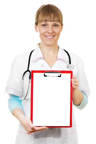 Enfermera / médico mostrando el letrero del portapapeles en blanco — Foto de Stock