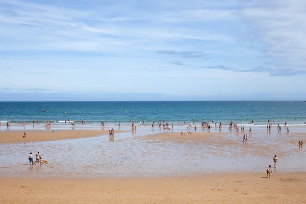 gijon beach içinde