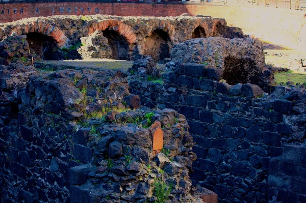 Römische Ruinen auf der Piazza Stesicoro, Catania — Stockfoto