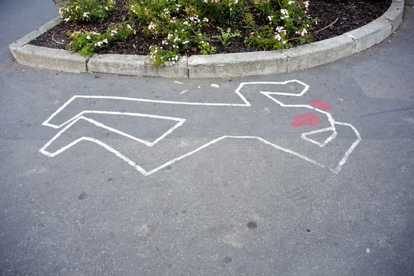 Dead man silhouette drawing on the road — Stock Photo, Image