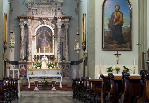 Interior de uma igreja de Trieste — Fotografia de Stock