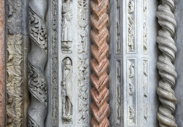 Papiernicze, Bazylika santa maria maggiore bergamo alta — Zdjęcie stockowe