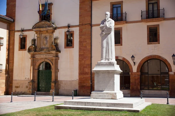 Benito feijoo Anıtı — Stok fotoğraf