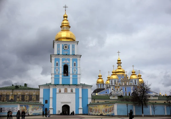 在基辅，乌克兰的圣米迦勒的钟塔 — 图库照片
