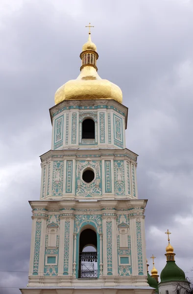 在基辅圣索菲亚大教堂的钟塔 — 图库照片