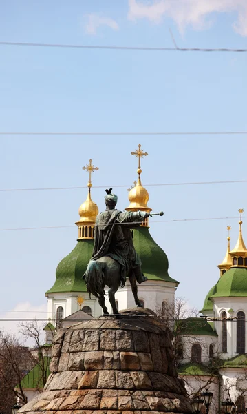 Monument van de beroemde Oekraïense hetman bogdan khmelnitsky — Stockfoto