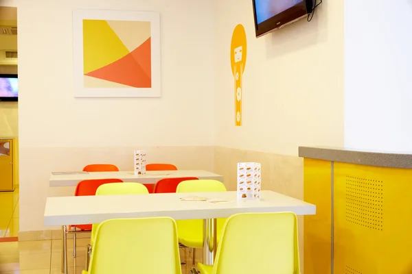 Interior de um restaurante de fast food — Fotografia de Stock
