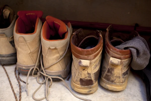 Zaprášené boty — Stock fotografie