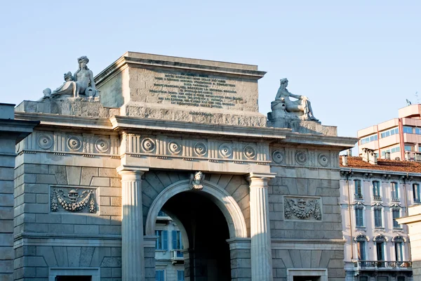 Porta Garibaldi - Garibaldi gate, Milan — Stock Photo, Image