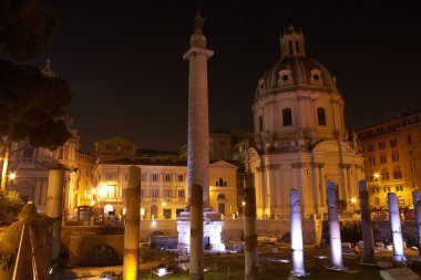 trajans sütun ve basilica ulpia, Roma