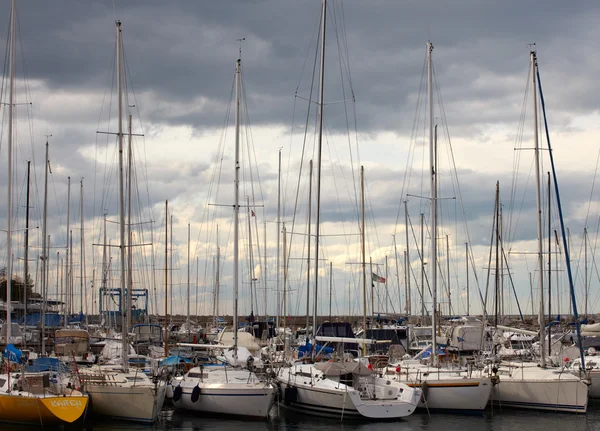 Boote, Anlegestelle Grignano — Stockfoto
