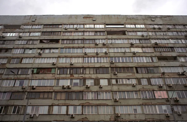 Sovětské éry obytného domu, Kyjev — Stock fotografie