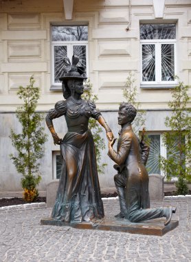 Sevgili, kiev sculprures