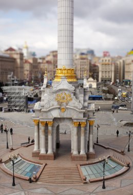 Bağımsızlık Meydanı, kiev sütununda