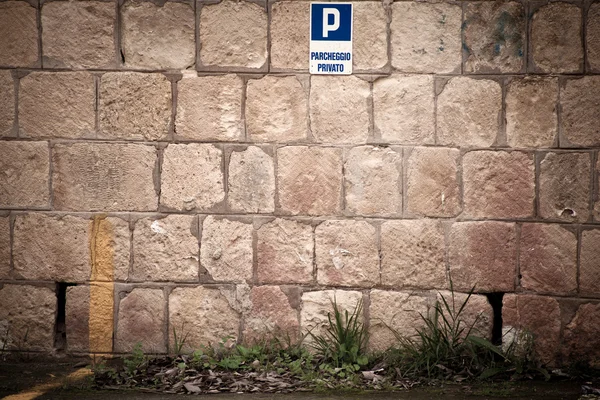 Muur van parkeren — Stockfoto