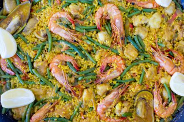 Paella.