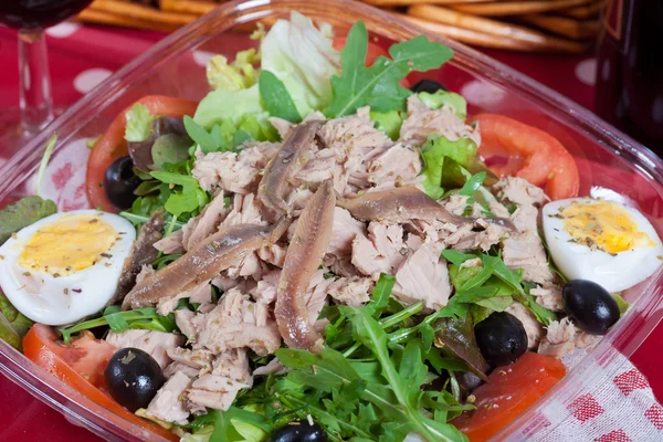 Salad with tuna and anchovies — Stock Photo, Image