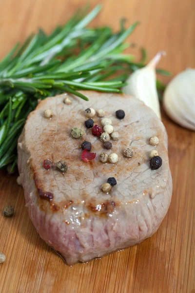 Beef and rosemary — Stock Photo, Image