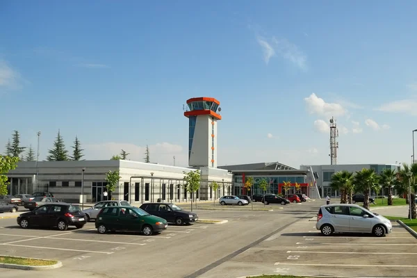 Тиранский международный аэропорт Мать Тереза (Нидерланды) ) — стоковое фото