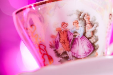 espresso makinesi karşı kahve bardağı