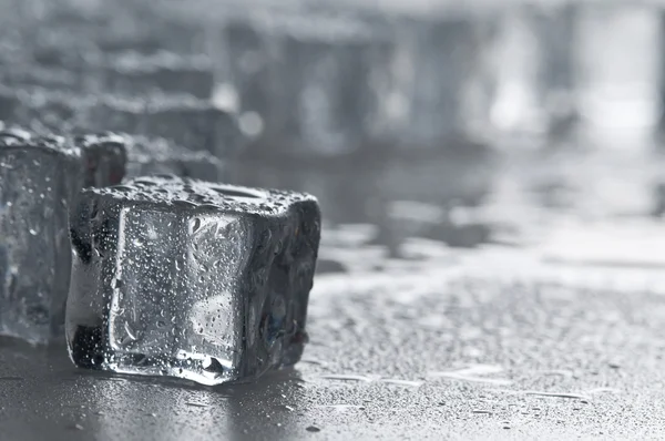 Nat ijs kubussen objecten — Stockfoto