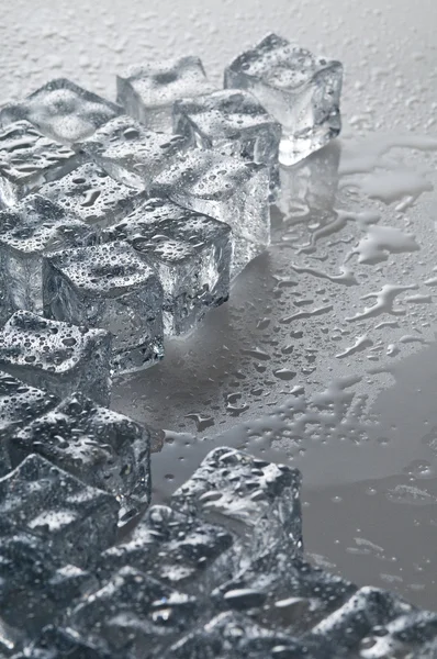 Nat ijs kubussen objecten — Stockfoto