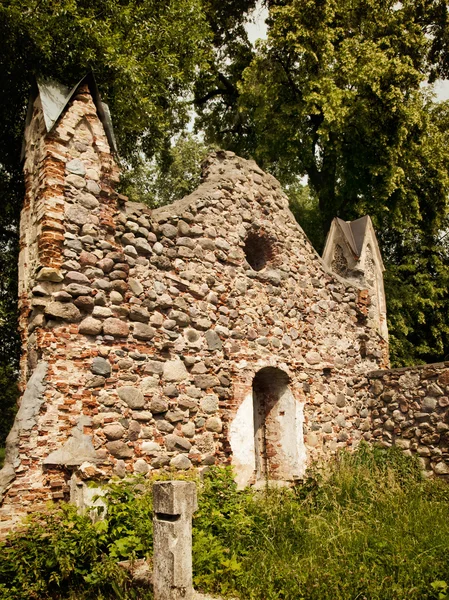 Старый замок — стоковое фото