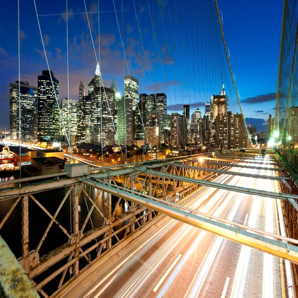 Increíble paisaje urbano de Nueva York - tomado después del atardecer — Foto de Stock