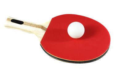 ping pong raket ve top beyaz zemin üzerine