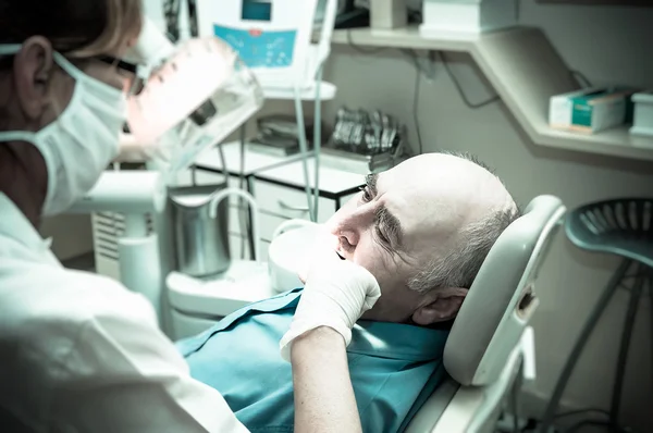 Dental surgery — Stock Photo, Image