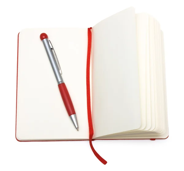 Красный открытый блокнот (бумага) с ручкой и закладкой — стоковое фото
