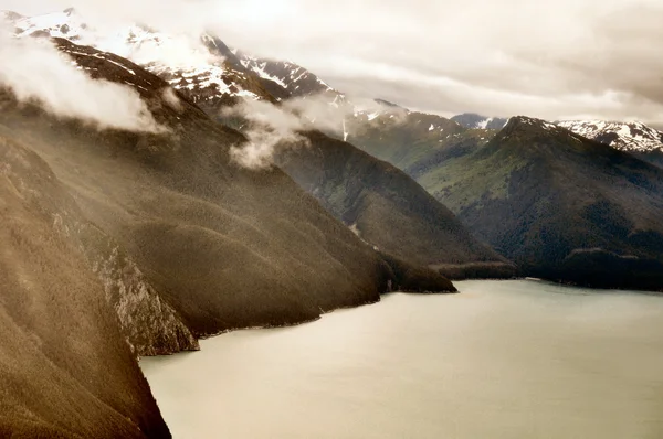 Alaskan Mountains — Stock Photo, Image