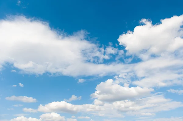 Céu de nuvem — Fotografia de Stock