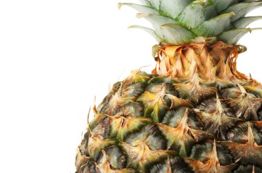 Beyaz üzerine izole edilmiş ananas