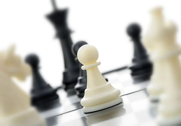 Weißer Schachbauer — Stockfoto