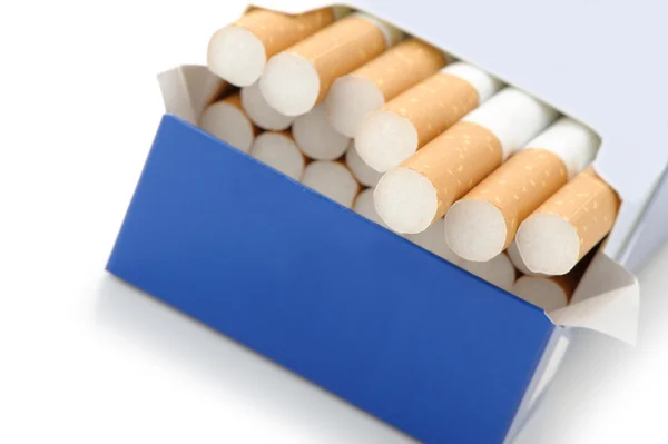 Embalagem de cigarros — Fotografia de Stock