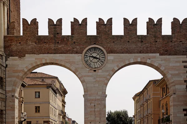 The Entrance and wall of the Piazza Bra in Verona, Italy — Stock Photo, Image