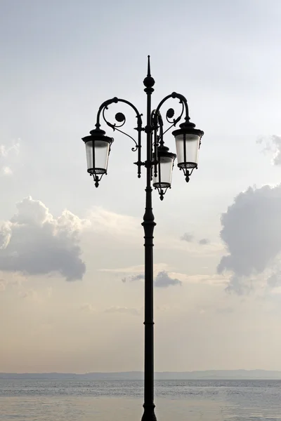 灯笼、 湖加尔达、 威尼托，意大利、 欧洲 — 图库照片