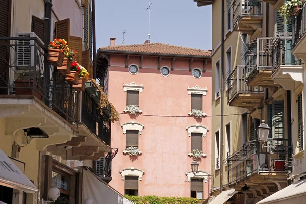 Peschiera del Garda, vieille ville, Italie — Photo