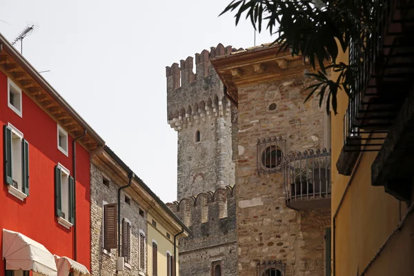 Sirmione, oude stad lane, Italië, Europa — Stockfoto