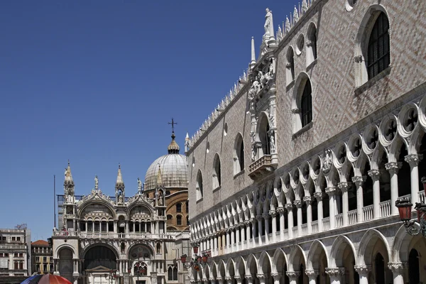 Doges Sarayı (palazzo ducale) ile Venedik İtalya — Stok fotoğraf