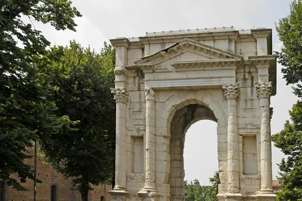 Verona, arco dei gavi, římské budovy, Itálie — Stock fotografie