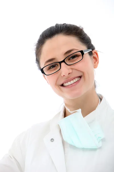 Πορτρέτο του χαμογελώντας νοσοκόμα με γυαλιά — Φωτογραφία Αρχείου