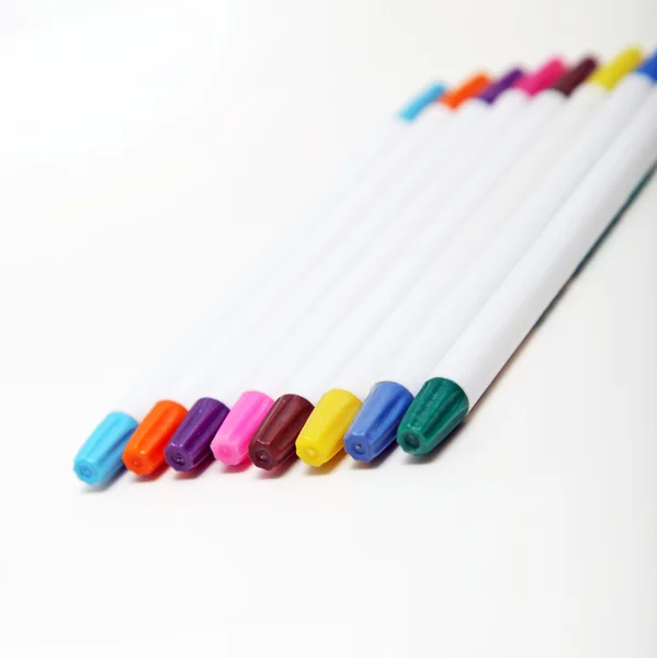 Kleurrijke voelde tip pennen — Stockfoto