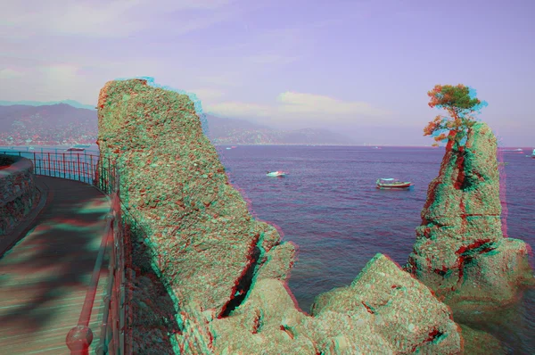 Felsen und Bucht von Portofino. ligurien, italien (anaglyphenbild). — Stockfoto