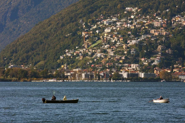 Lake maggiore İsviçre görüntüleyin. — Stok fotoğraf
