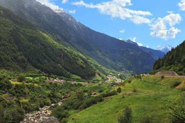 dağ manzarası. İsviçre.